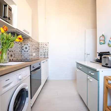 Apartment Au Coeur Du Vieil Antibes