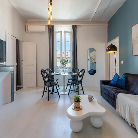 Au Coeur Du Vieil Apartment